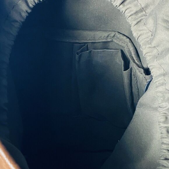 LXY Vegan Leather Laptop backpack, Vintage, USB charging port, Multiple pockets - Picture 9 of 9